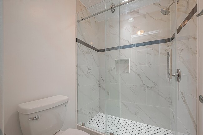 Building Photo - 4431 Duesenberg Dr