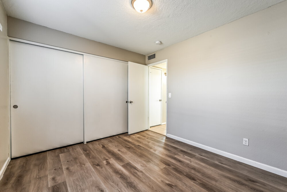 Building Photo - 20401 N 8th Ave