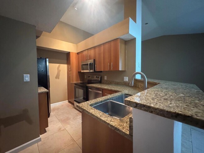 Building Photo - 1165 Crystal Way