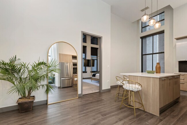 Building Photo - 29 S LaSalle St