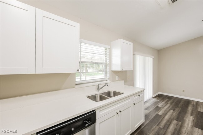 Building Photo - 14056 Marquette Blvd