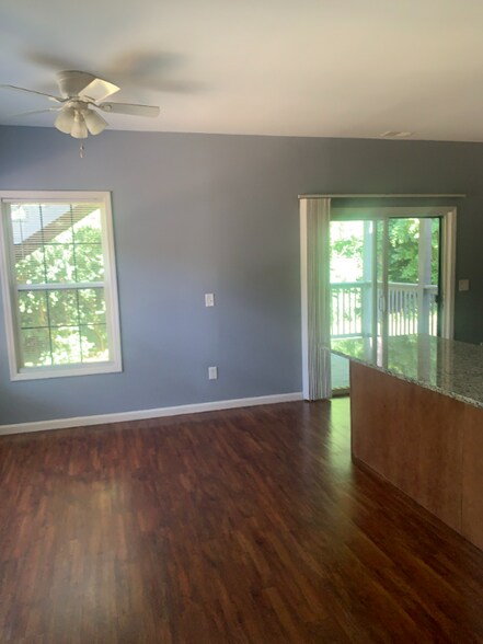Building Photo - 726 Ohio Pike