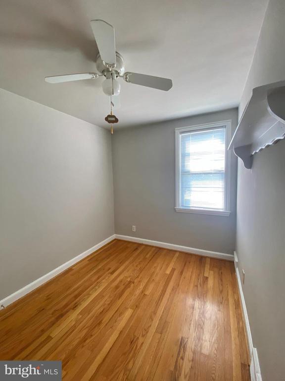 Building Photo - 404 New Rd