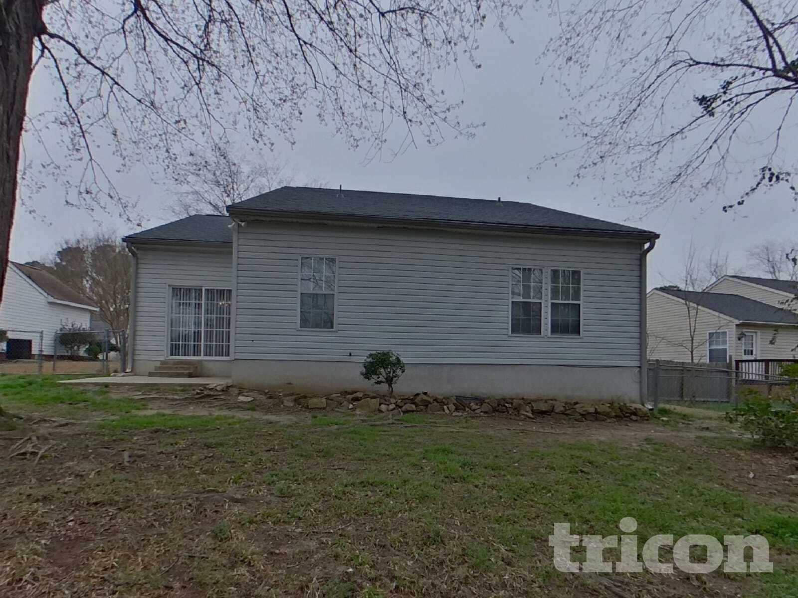 Building Photo - 62 Sweet Thorne Cir