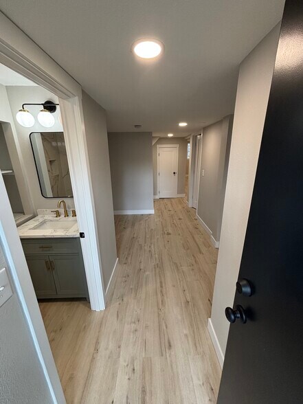 Vinyl plank flooring througout - 2026 Lombard Ave