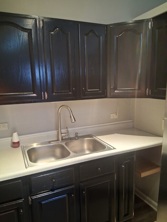 Building Photo - 4 N Anderson St