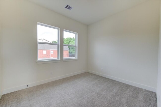 Building Photo - 4336 Avron Drive