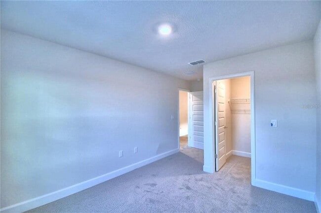 Building Photo - 906 Sofia Ln