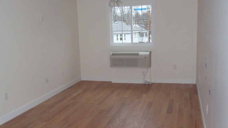 Building Photo - 20 W Rosseter St