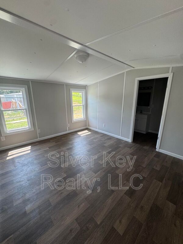 Building Photo - 3000 Highway 11 S.