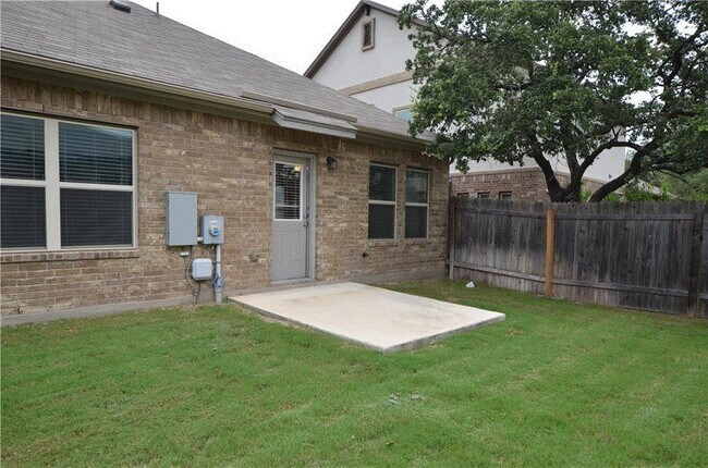 Building Photo - 2304 S Lakeline Blvd