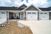 Building Photo - 108 Eastown Dr