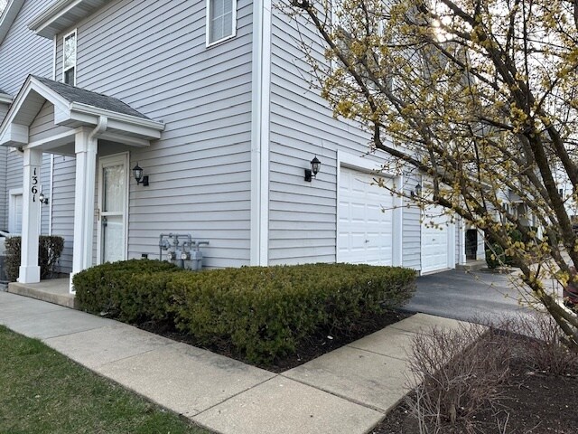 Primary Photo - 1361 Orleans Dr