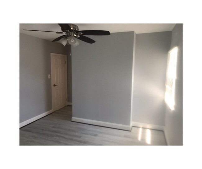 Building Photo - 928 Argonne Dr