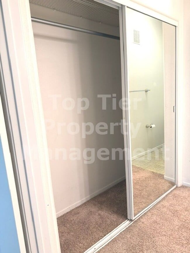 Building Photo - ***Dual-Primary 2 bed / 2 bath Condo in Carmel Valley - Available NOW***