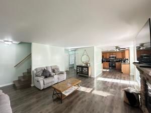 Building Photo - 1094 Porter Dr