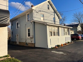 Building Photo - 4224 S Park Ave