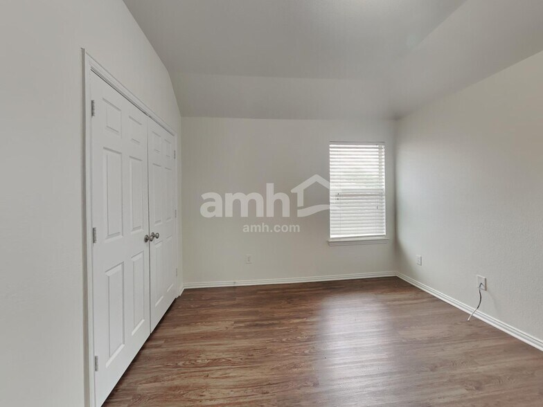 Building Photo - 4412 Mallow Oak Dr