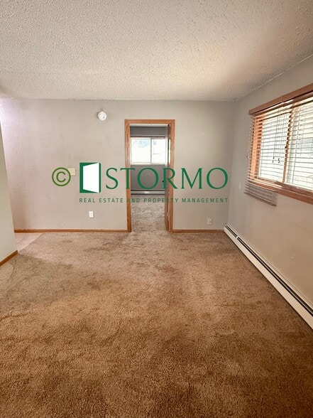 Building Photo - 519 14th St S