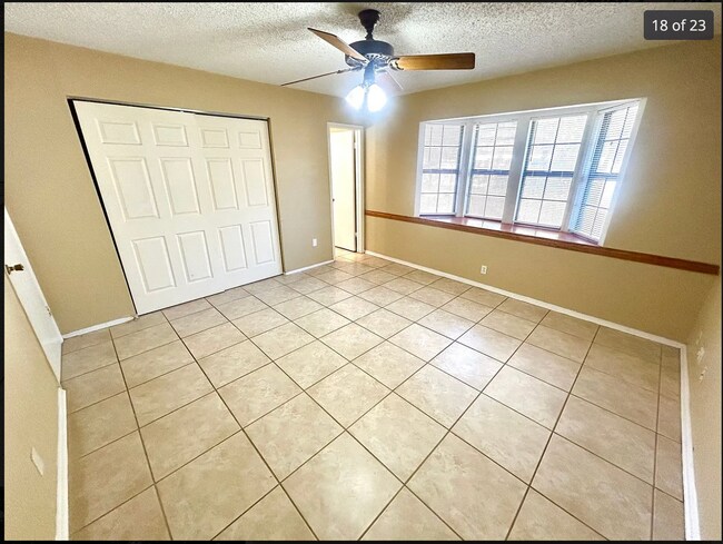 Building Photo - 3119 Meadow Pass