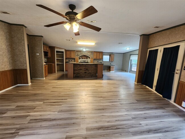 Building Photo - 19598 County Rd 2343