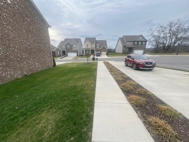 Building Photo - 312 Traywick Pl