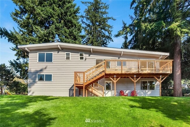 Building Photo - Stylish Mid-Century Modern Retreat | 3BR, ...