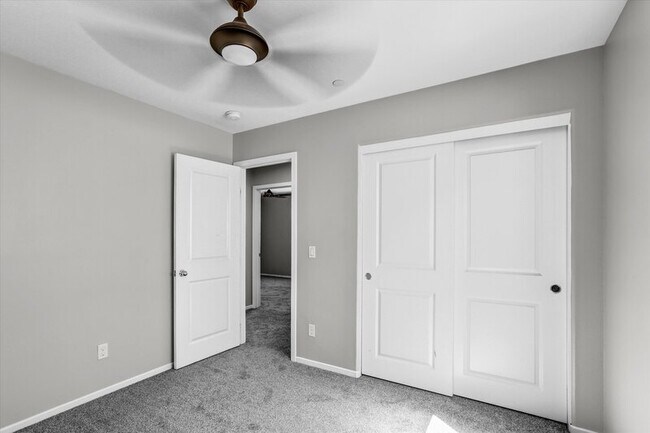 Building Photo - 2215 Antonio Dr