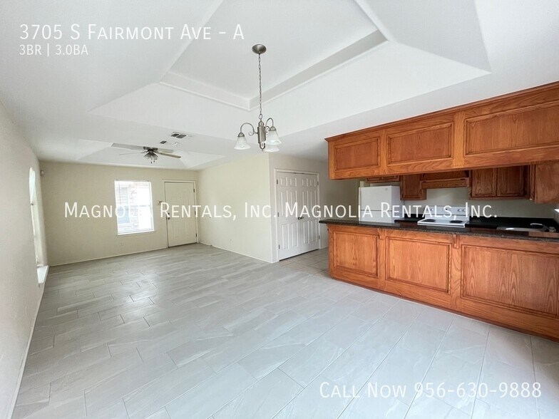 Building Photo - 3705 Fairmont Ave