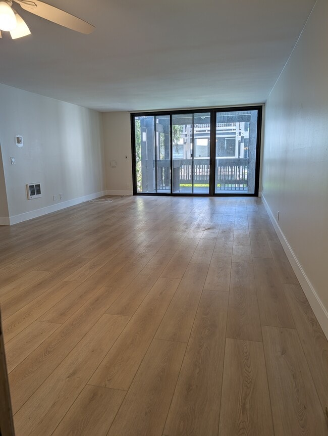 Main Dining living room - 7777 W 91st St