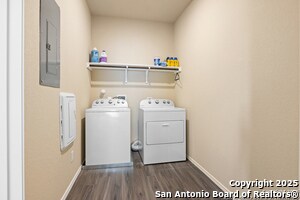Building Photo - 4422 Tourmaline Wy