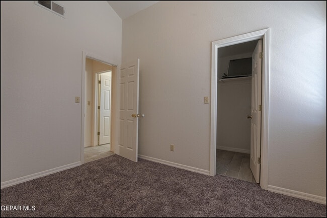 Building Photo - 129 Torrey Pines Dr