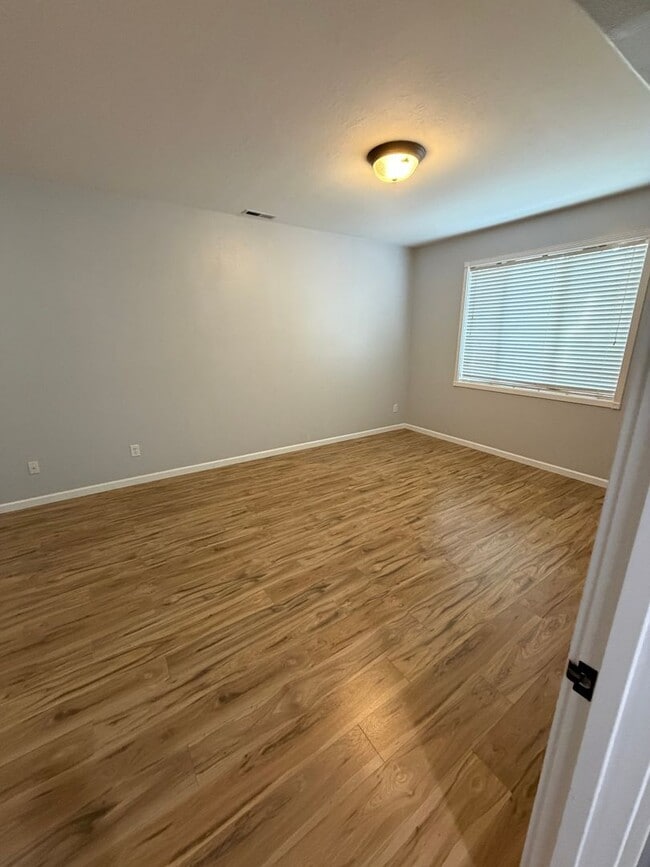Building Photo - 1187 Horizon Ridge Ct NE