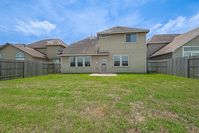 Building Photo - 20718 Bandrock Terrace