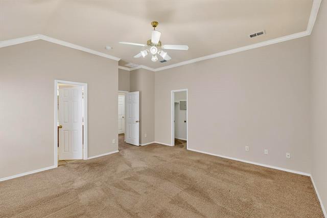 Building Photo - 9229 Azinger Dr