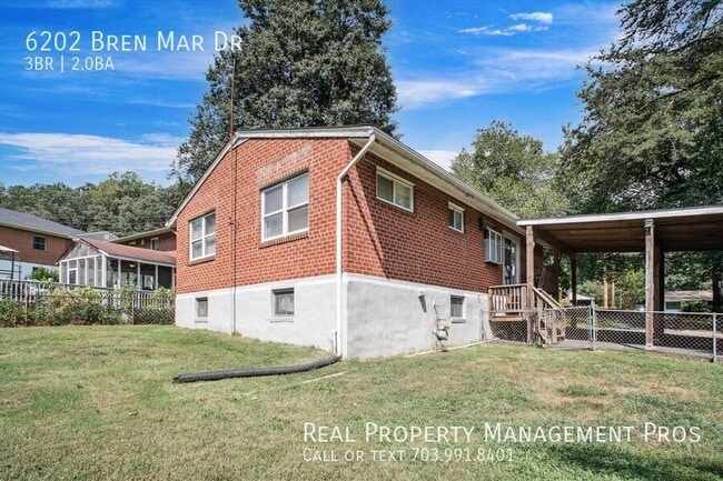 Building Photo - 6202 Bren Mar Dr