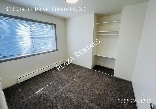 Building Photo - 315 S Marshall St