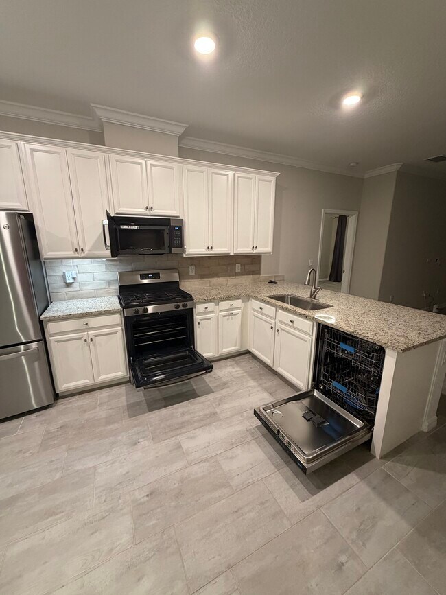 Building Photo - 11815 Bluebird Pl