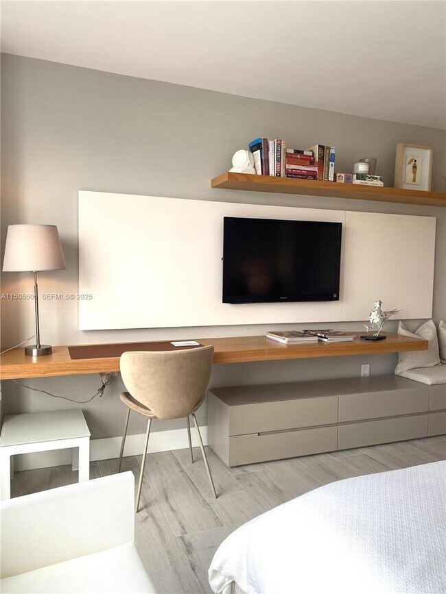 Building Photo - 199 Ocean Ln Dr