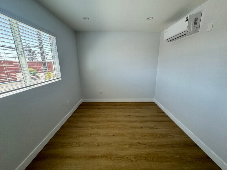 Building Photo - 18509 Burin Ave