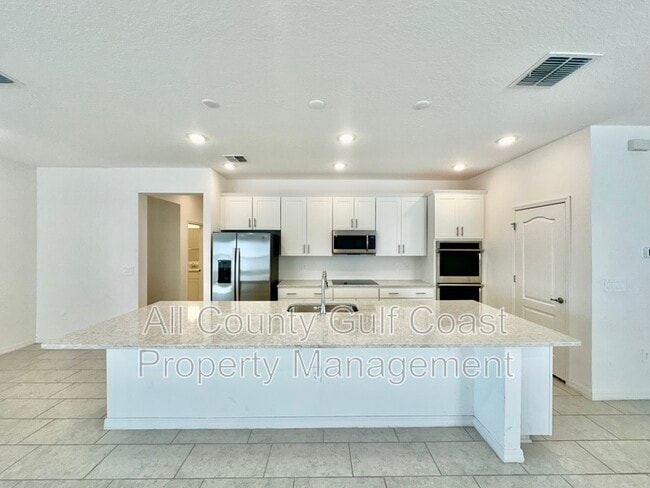 Building Photo - 2217 Citrus Breeze Dr