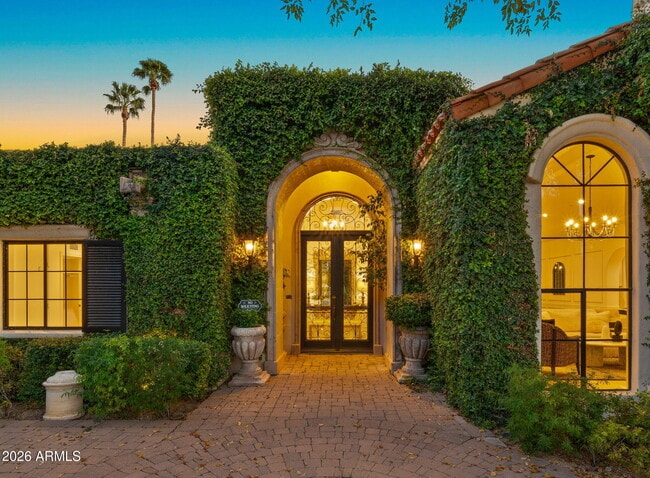 Building Photo - 8501 N Golf Dr