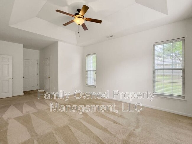 Building Photo - 8627 Grassy Oak Trail