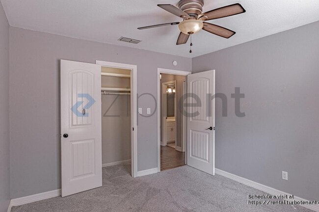 Building Photo - 10926 Mosswood Dr