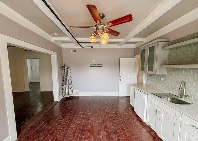 Building Photo - 1120 NW 51st St