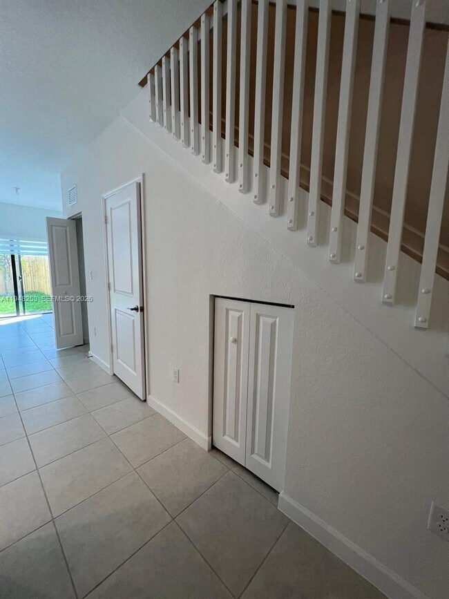 Building Photo - 12908 SW 233rd Terrace