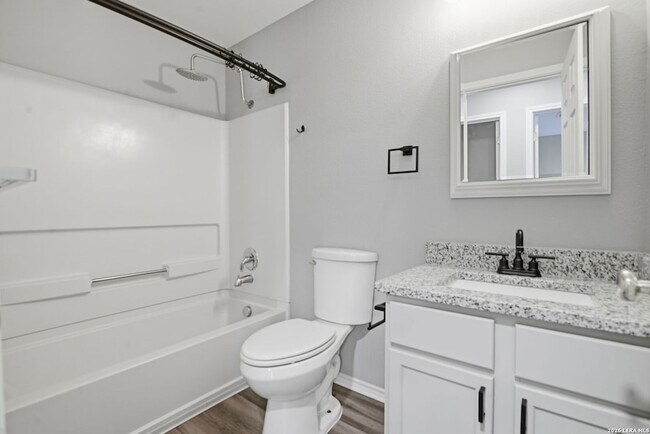 Building Photo - 655 Rattler Bluff