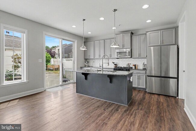 Building Photo - 1461 Keegan Ln