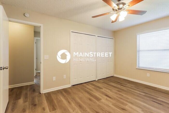 Building Photo - 3 Bedroom Pet-Friendly Home in Middleburg,...