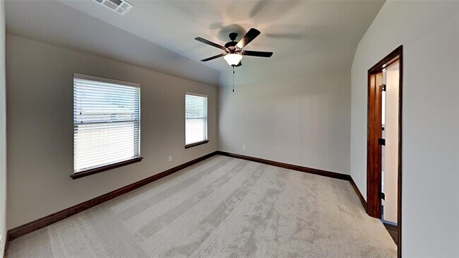 Building Photo - 10528 NW 41st St